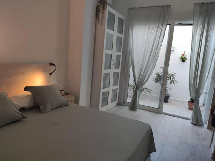 Barcabanyal Apartment บาเลนเซีย ภายนอก รูปภาพ